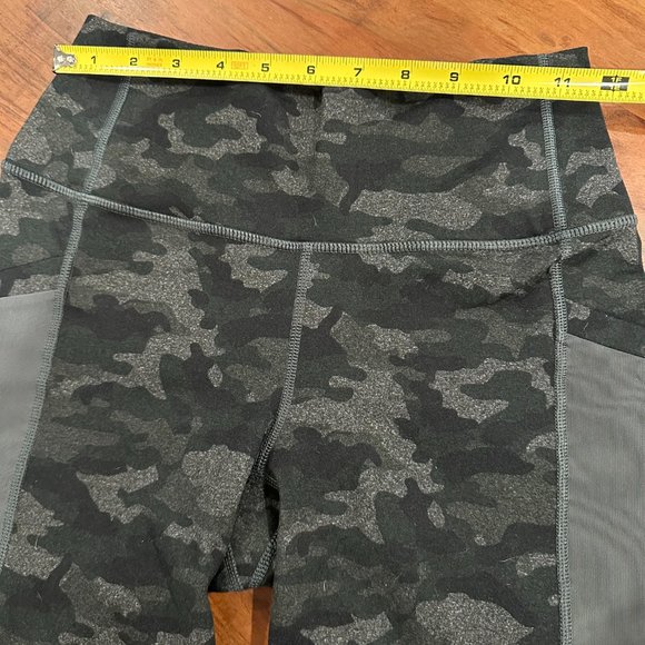 Fabletics On-the-Go High-Waisted Short in Charcoal Camo - Picture 4 of 6